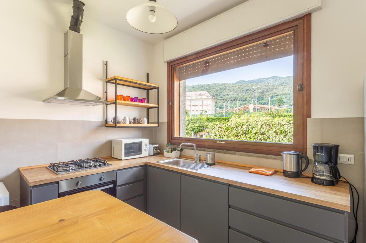 Baveno Beach - Charming Flat With Garden Exteriör bild