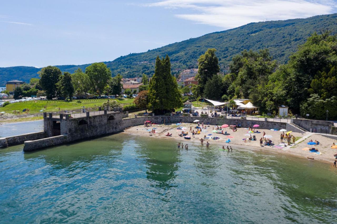 Baveno Beach - Charming Flat With Garden Exteriör bild